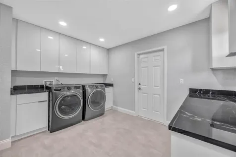 8400 35th Avenue N St Petersburg FL 33710