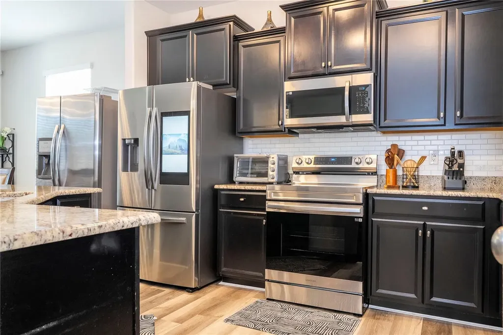 5251 Wildwood Way Davenport FL 33837