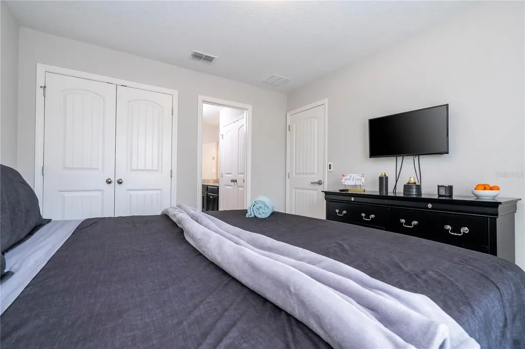 5251 Wildwood Way Davenport FL 33837