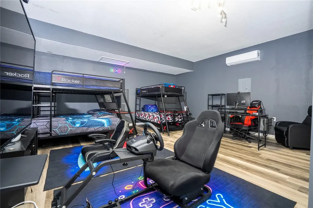 5251 Wildwood Way Davenport FL 33837