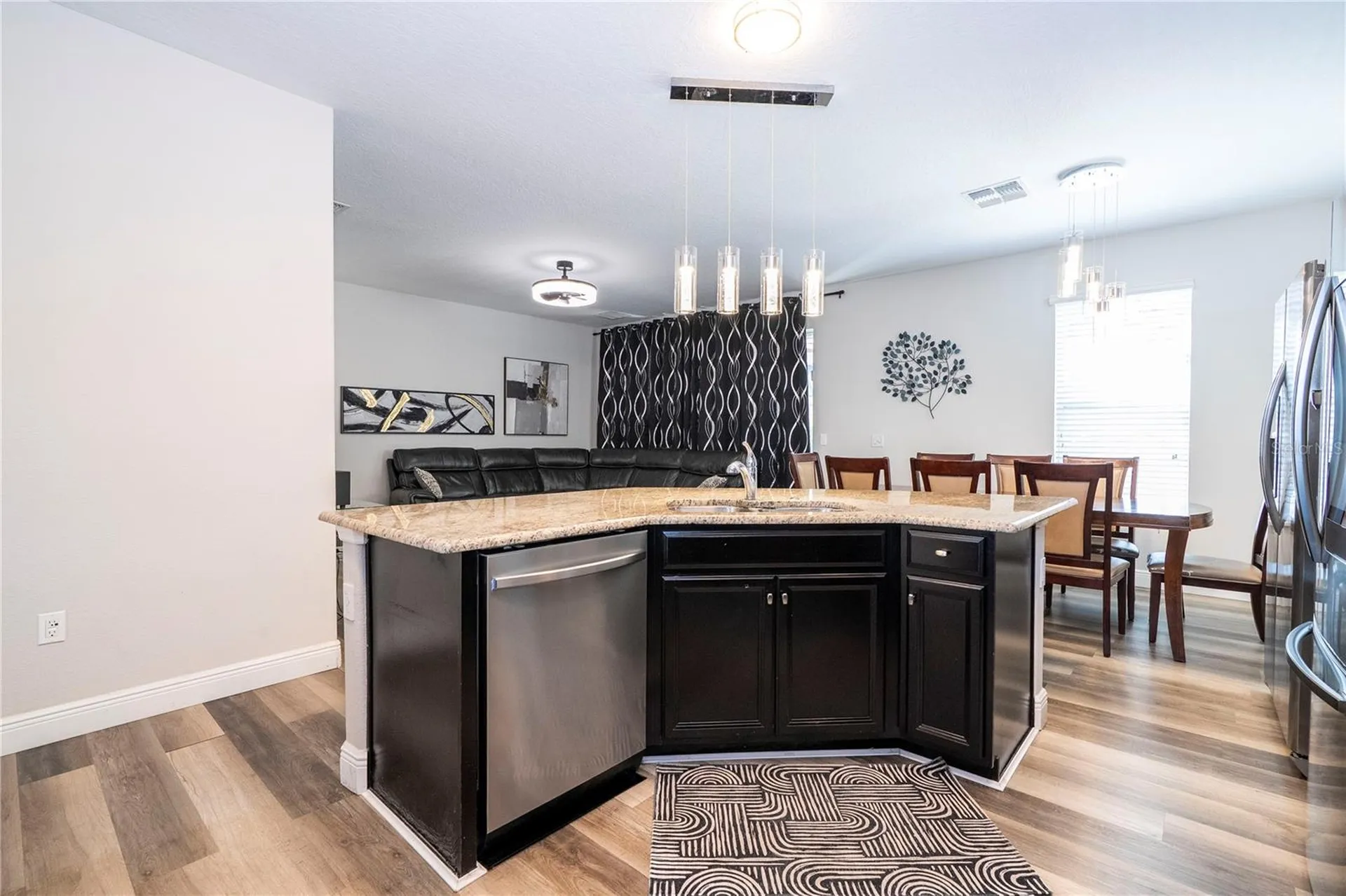 5251 Wildwood Way Davenport FL 33837