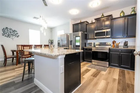 5251 Wildwood Way Davenport FL 33837