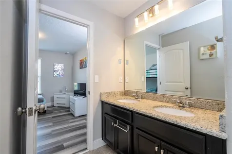 5251 Wildwood Way Davenport FL 33837