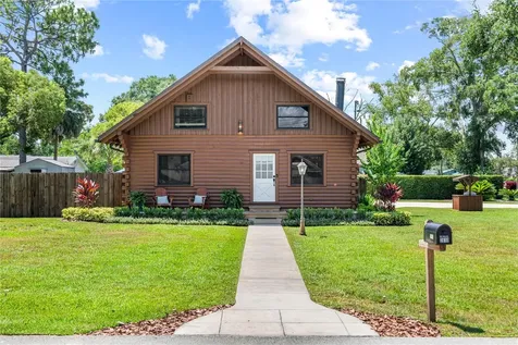 2810 Pine Avenue Apopka FL 32703
