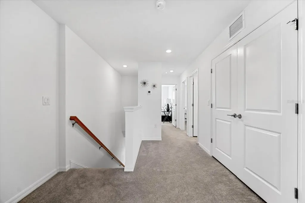 8701 Winter Breeze Sarasota FL 34241