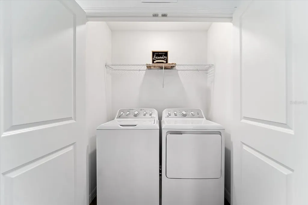 8701 Winter Breeze Sarasota FL 34241