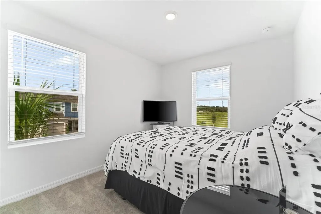 8701 Winter Breeze Sarasota FL 34241