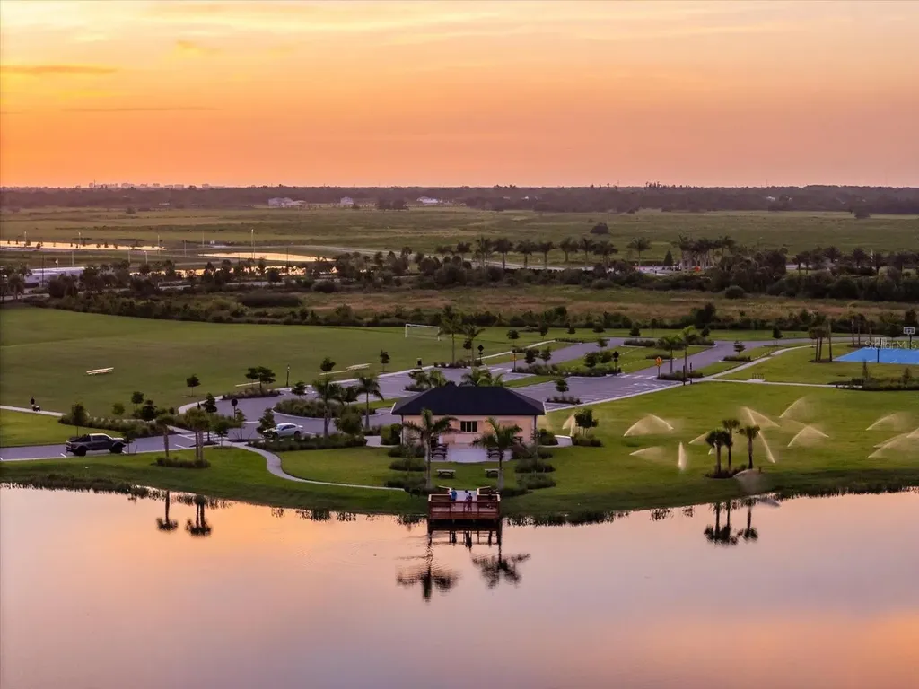 8701 Winter Breeze Sarasota FL 34241