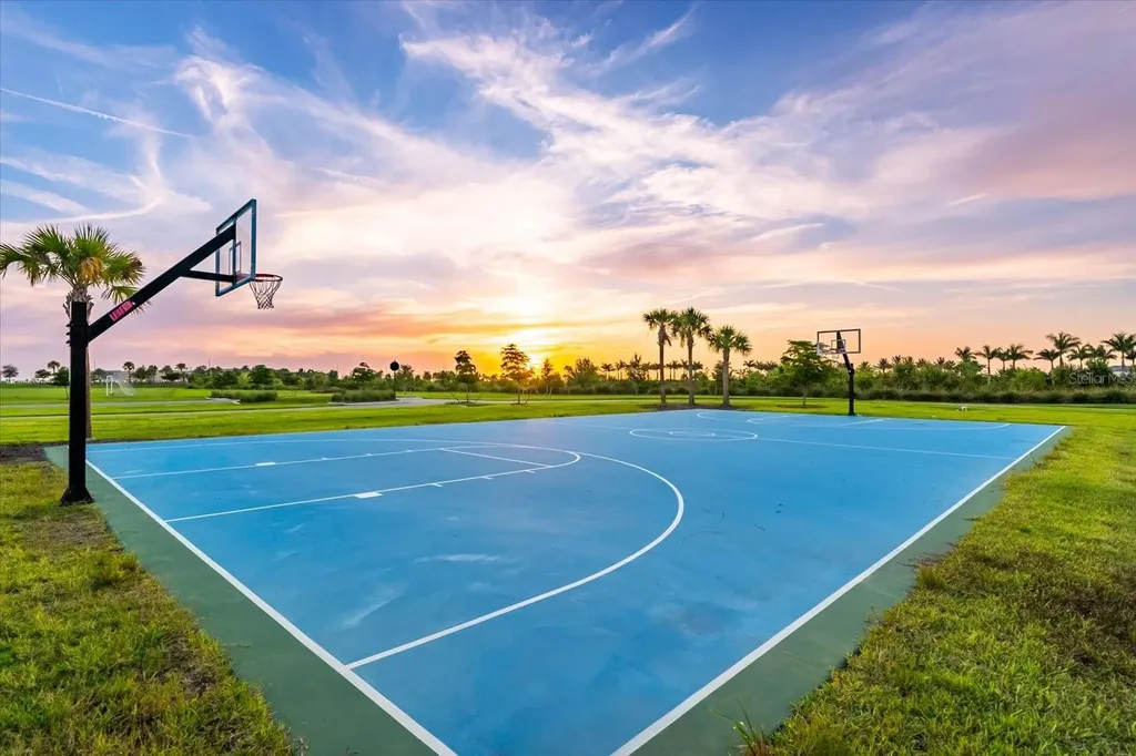 8701 Winter Breeze Sarasota FL 34241