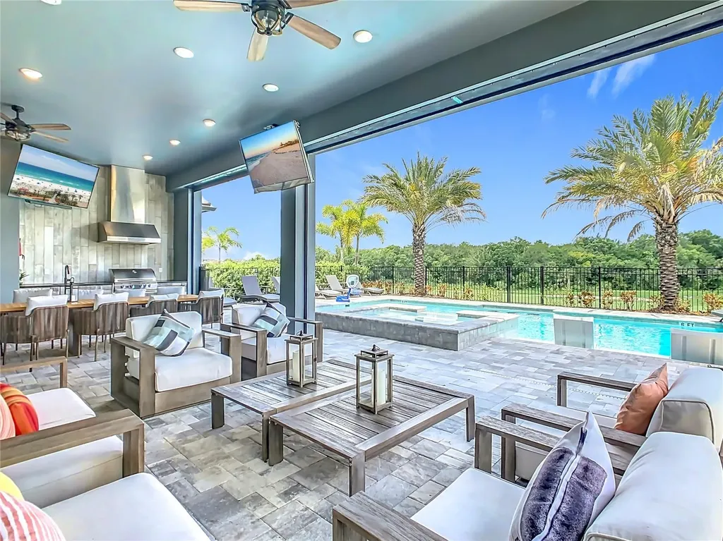 984 Jack Nicklaus Court Kissimmee FL 34747