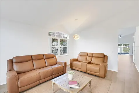 203 Lake Davenport Estates Drive Davenport FL 33897