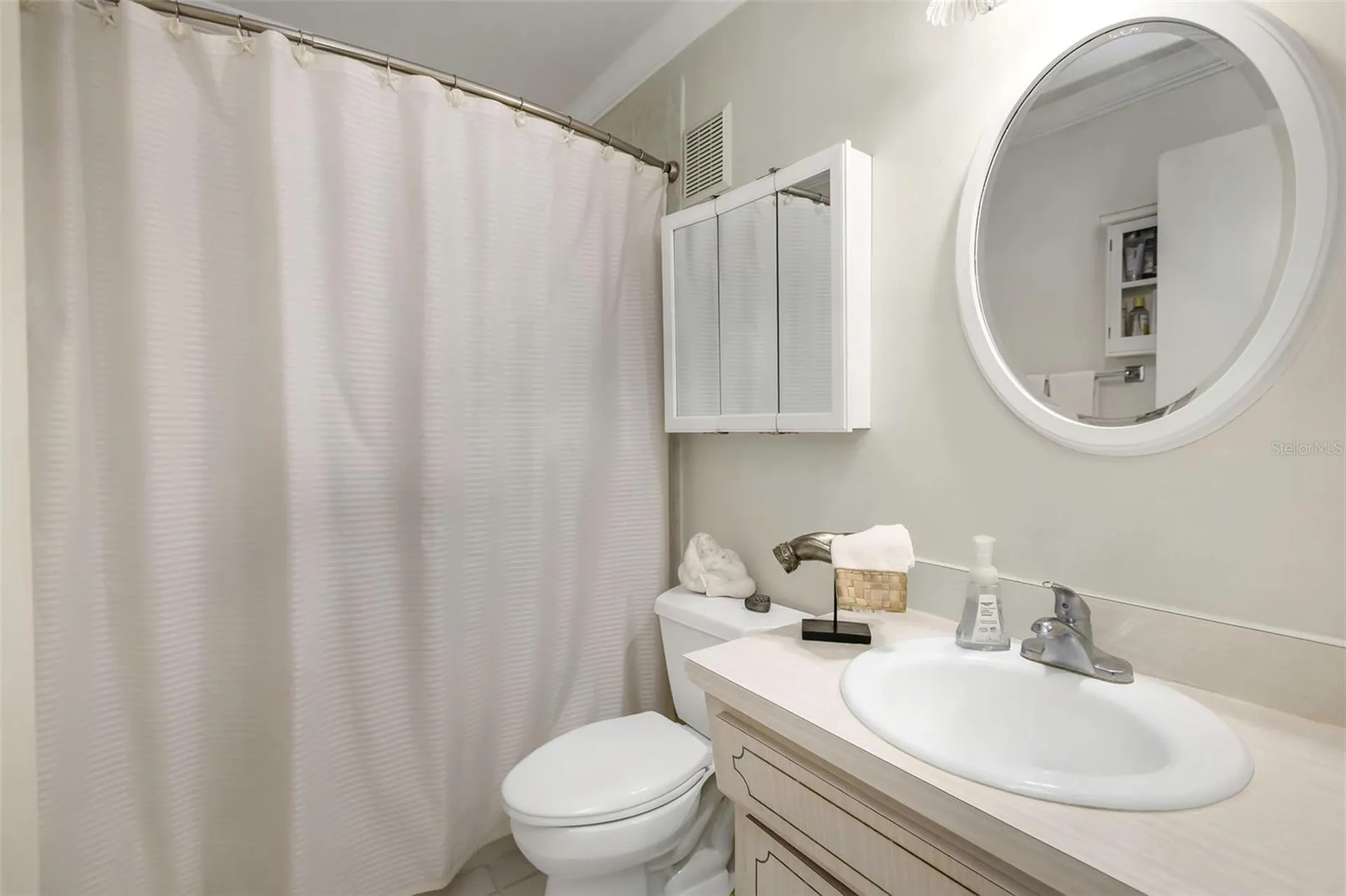 2001 Greenbriar Boulevard Clearwater FL 33763