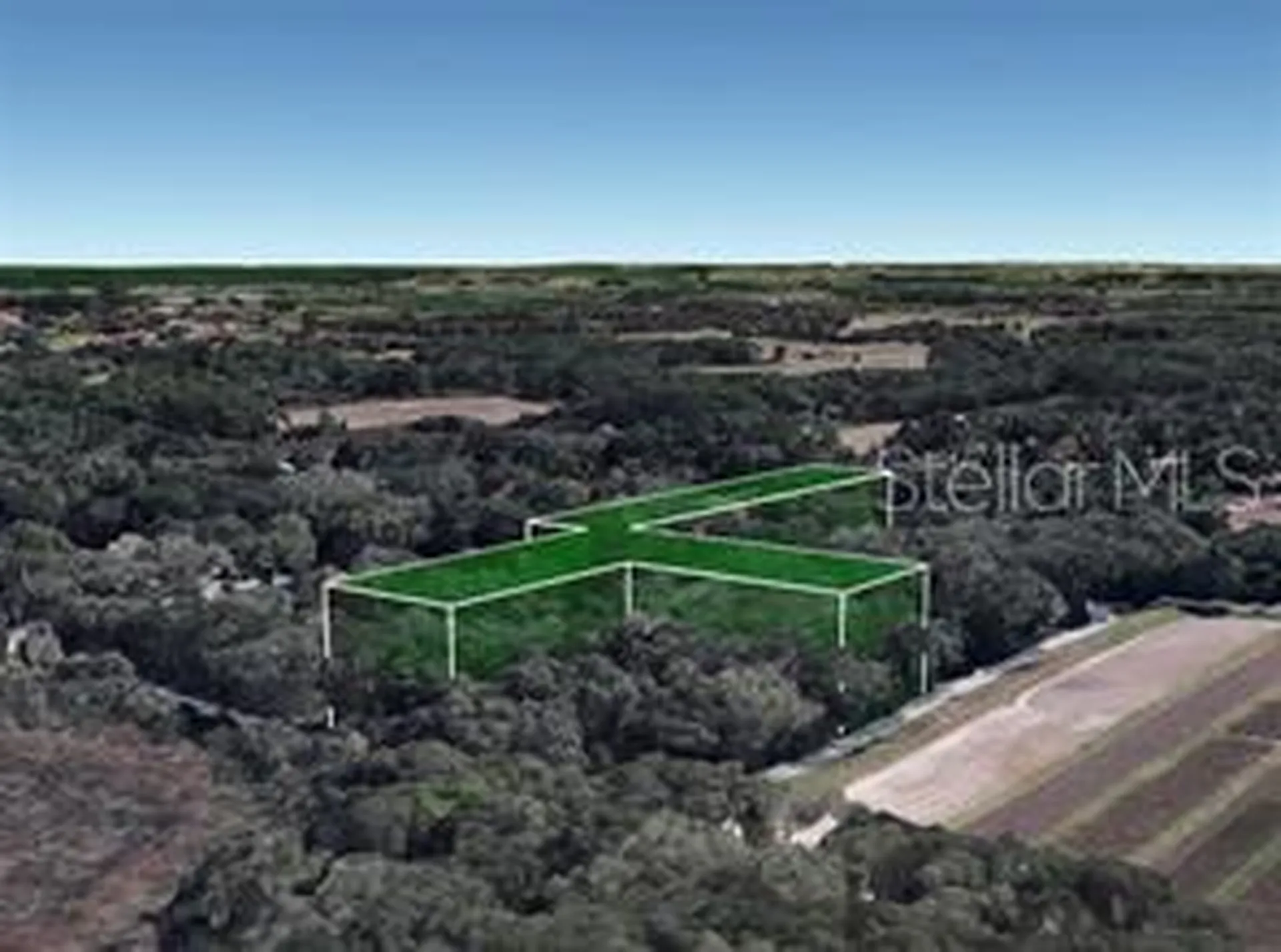 8641 High Street Yalaha FL 34797