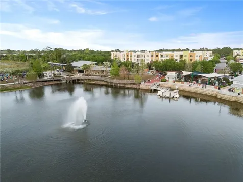 334 Center Lake Lane Oviedo FL 32765