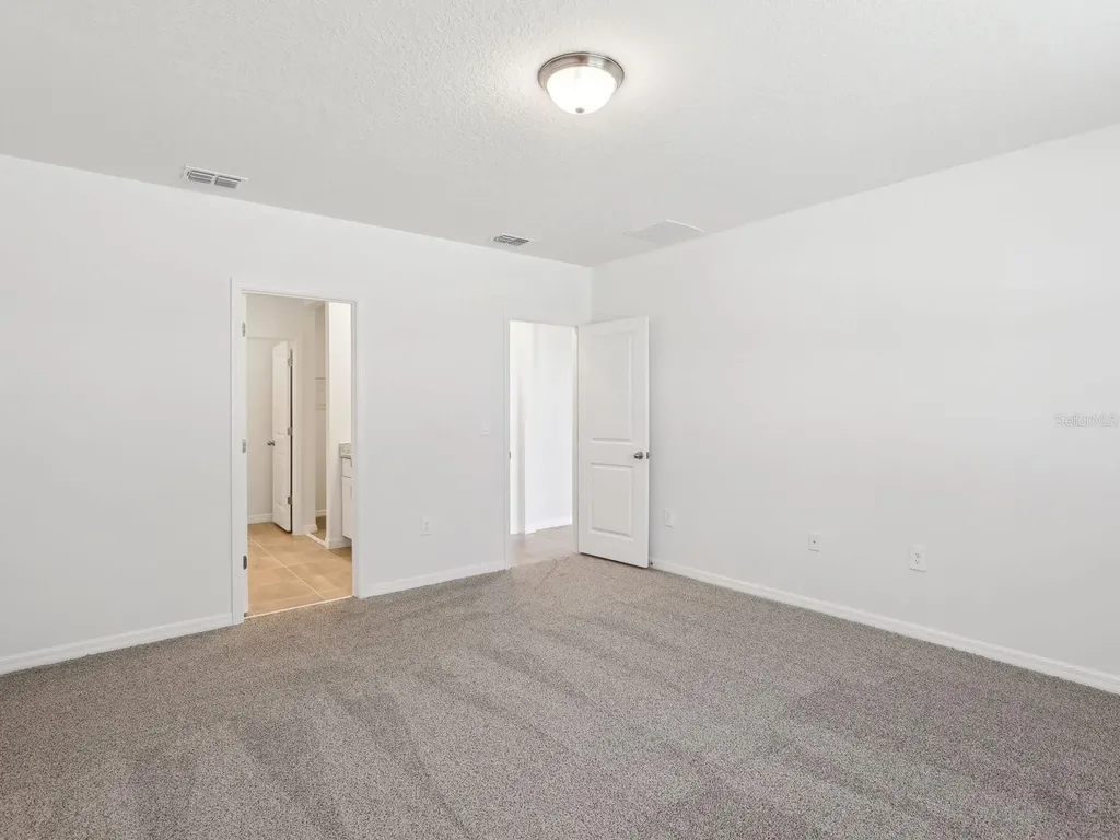 1361 Oak Valley Drive Auburndale FL 33823