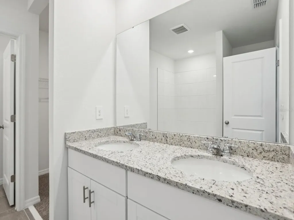 1361 Oak Valley Drive Auburndale FL 33823