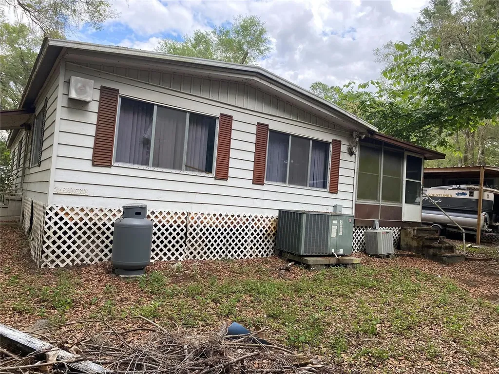 8412 Cr 647 Bushnell FL 33513