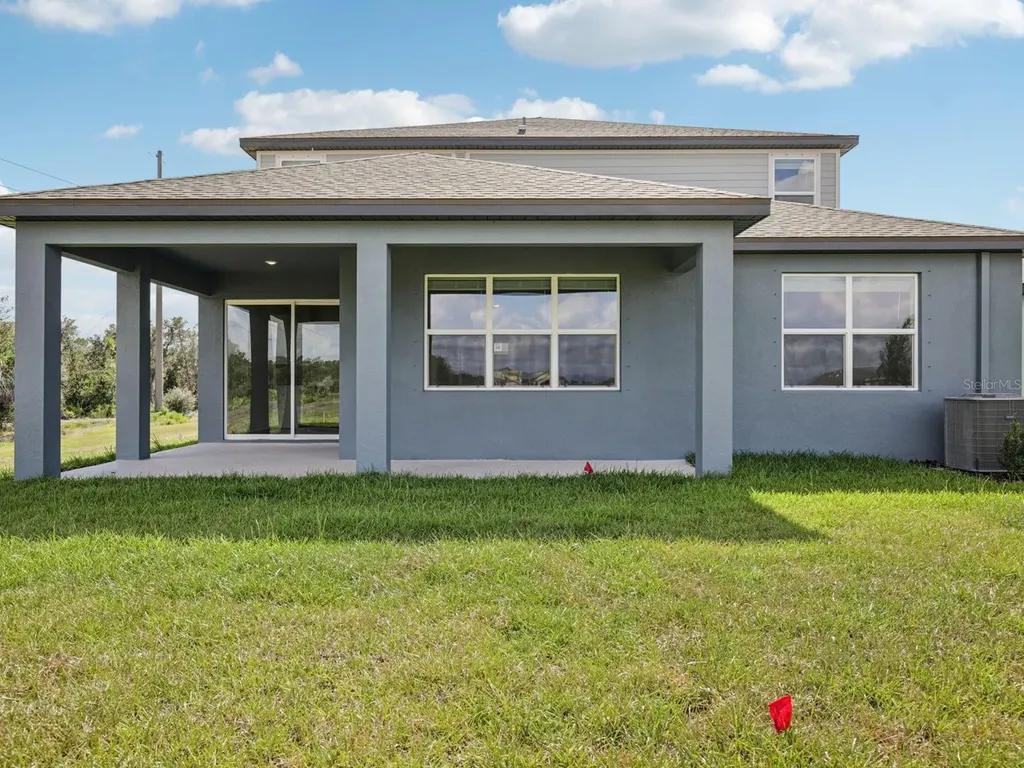 9016 Venetia Court Palmetto FL 34221