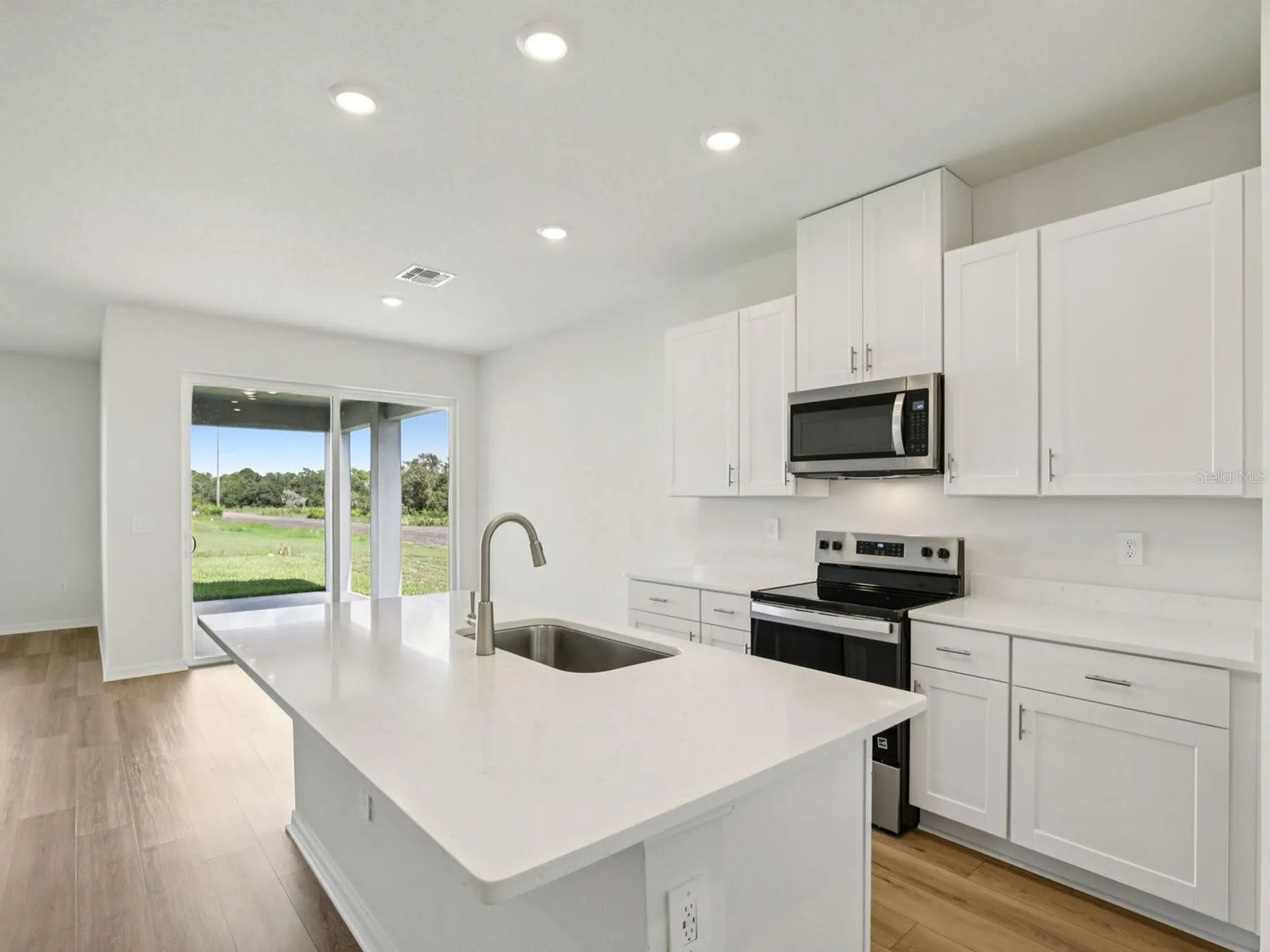 9016 Venetia Court Palmetto FL 34221