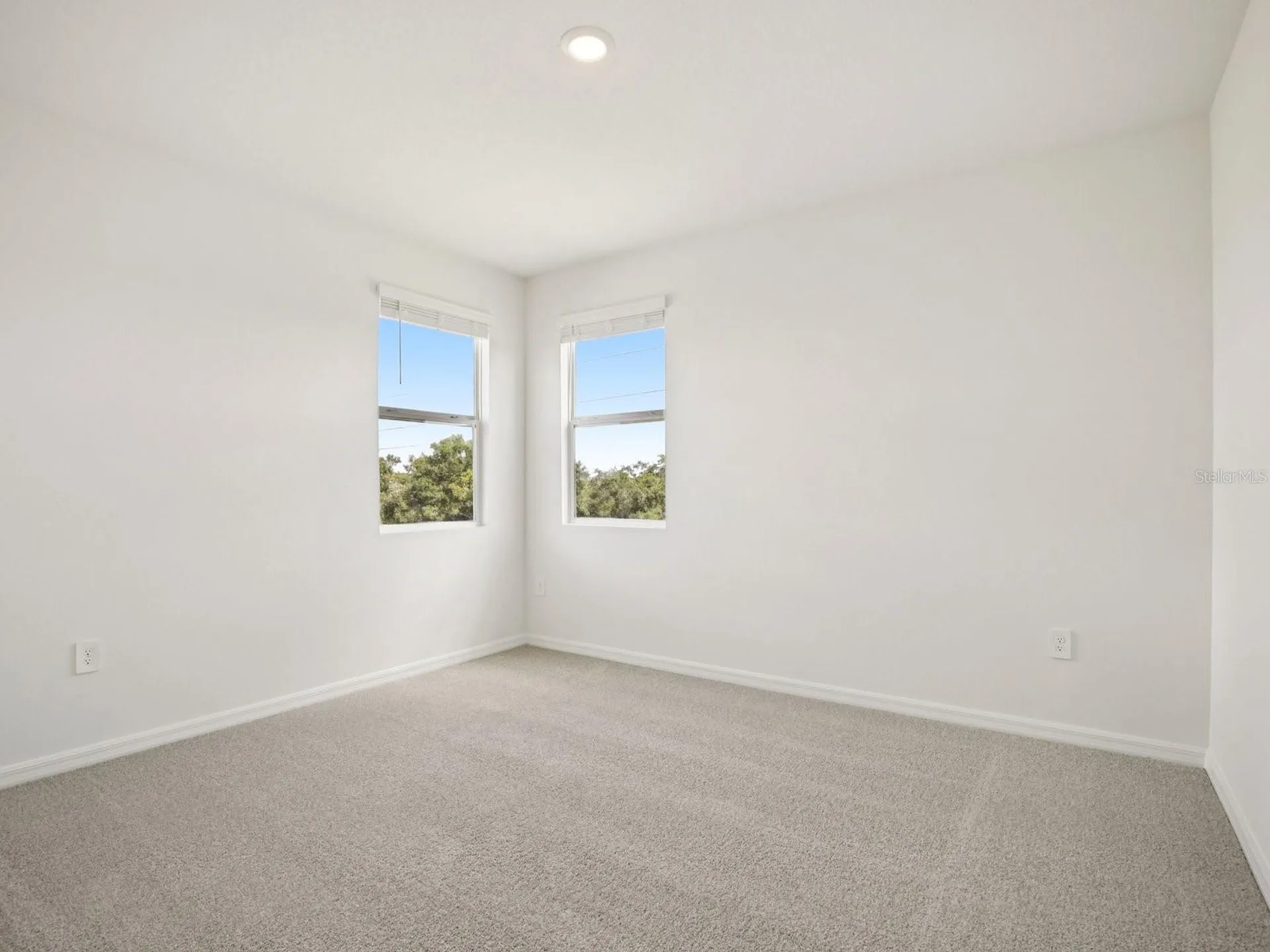 9016 Venetia Court Palmetto FL 34221
