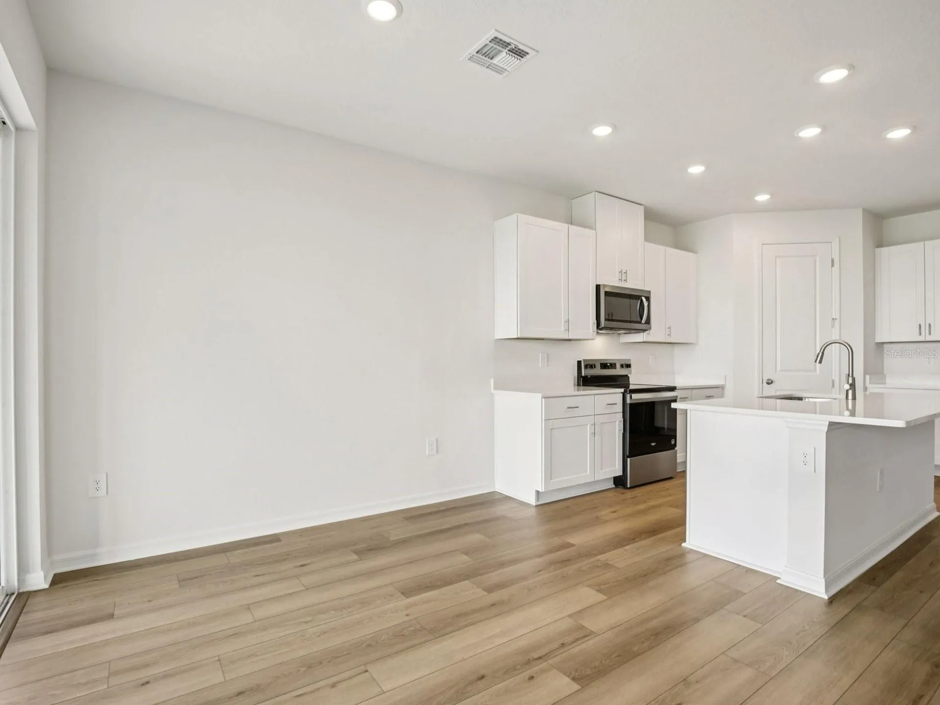 9016 Venetia Court Palmetto FL 34221