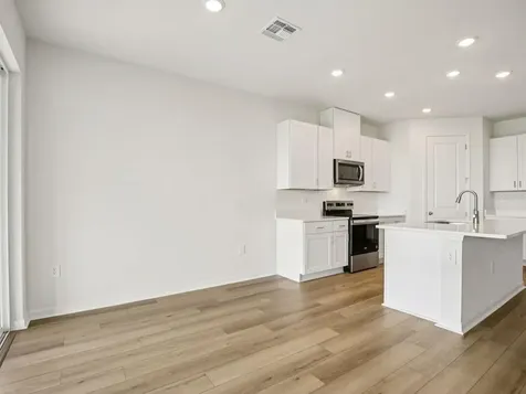 9016 Venetia Court Palmetto FL 34221