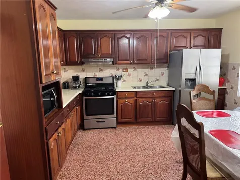 Pr 371 Urb Villa Real Yauco PR 00698
