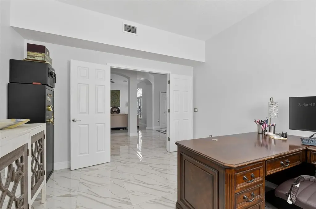 382 Rosalind Lane Oldsmar FL 34677