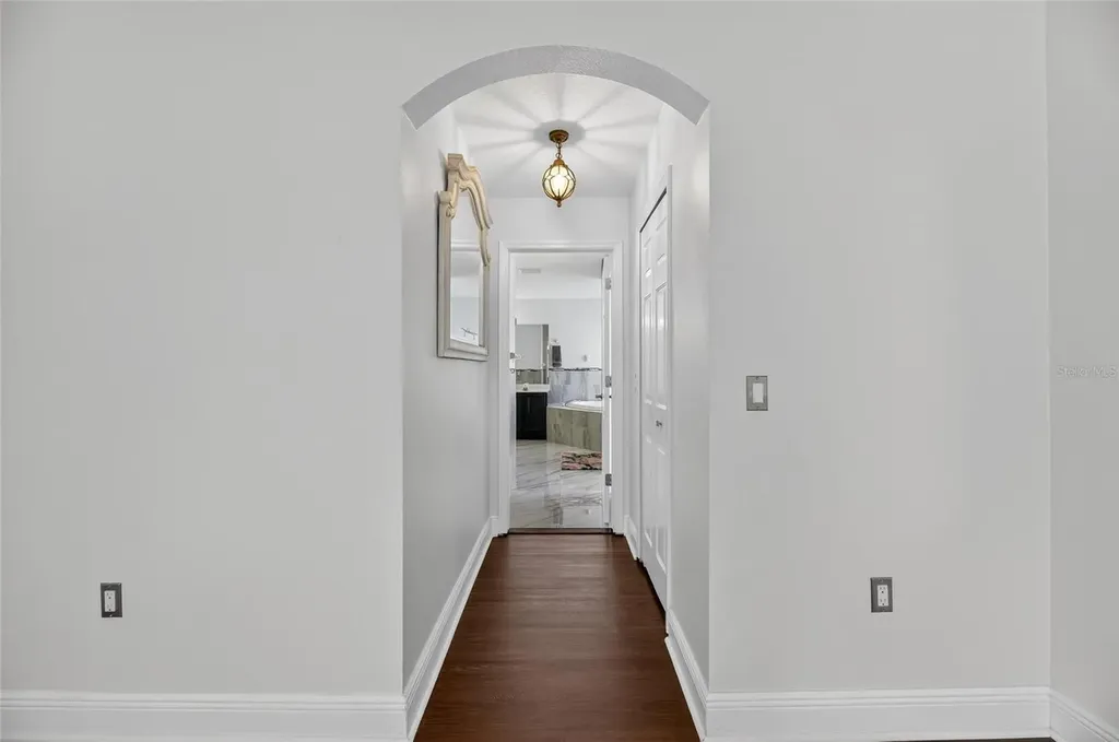 382 Rosalind Lane Oldsmar FL 34677