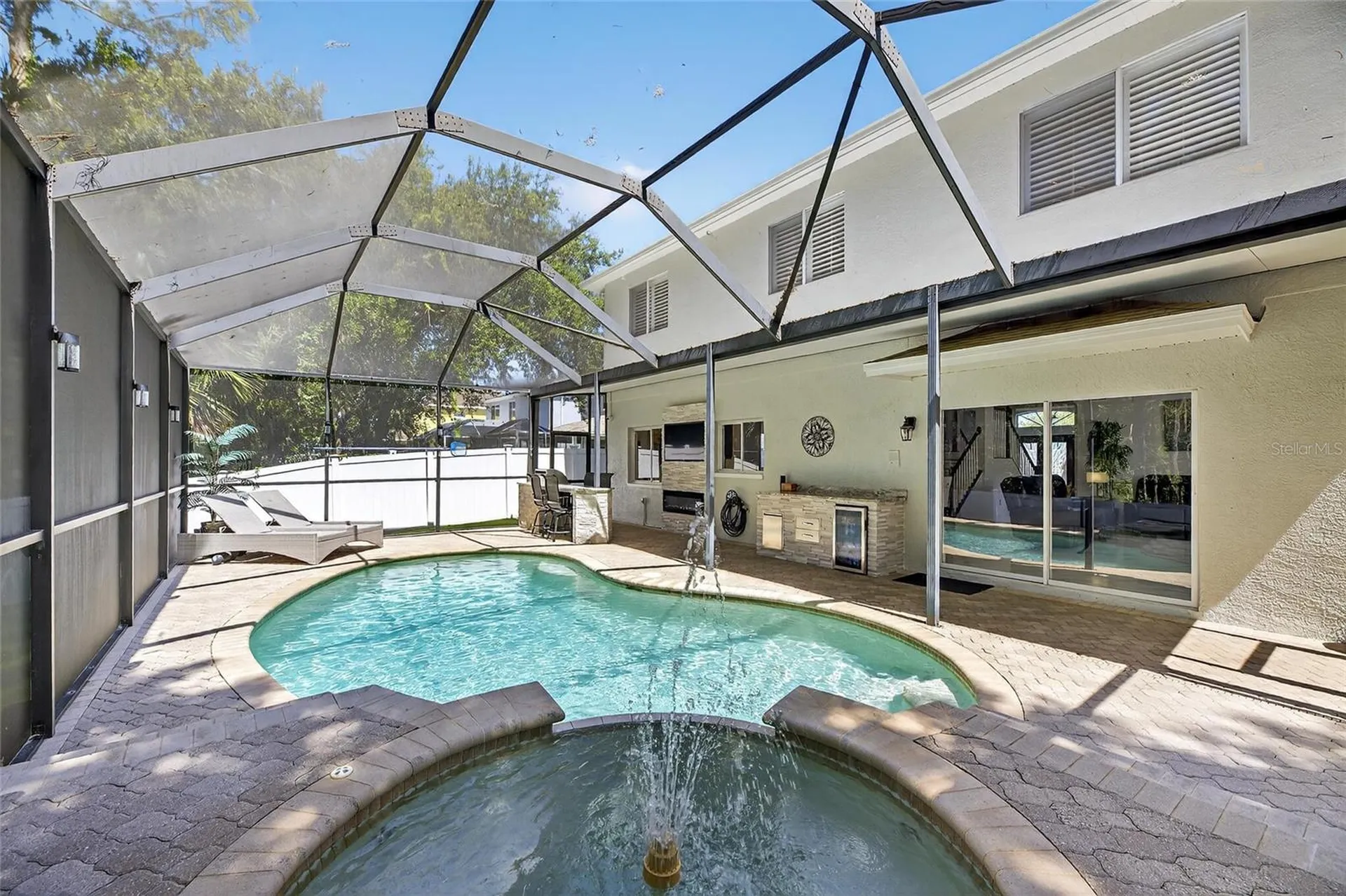 382 Rosalind Lane Oldsmar FL 34677