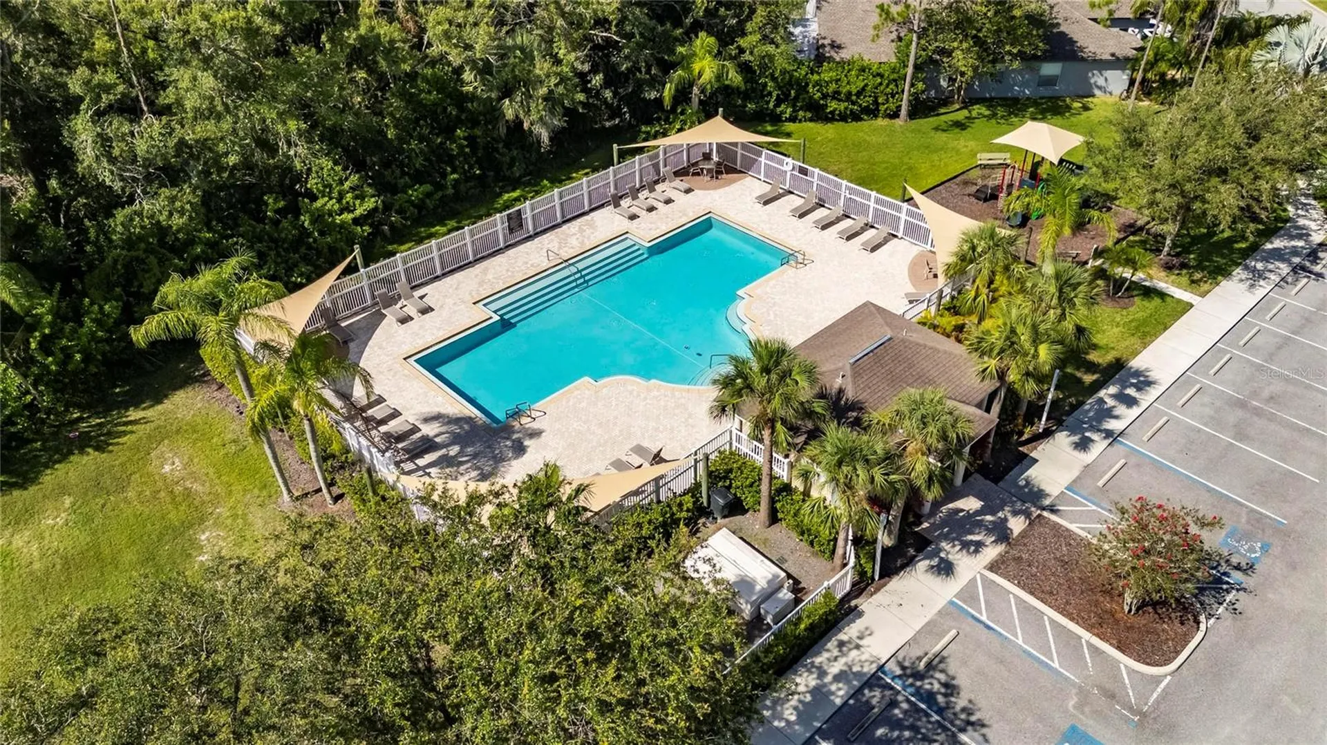 382 Rosalind Lane Oldsmar FL 34677