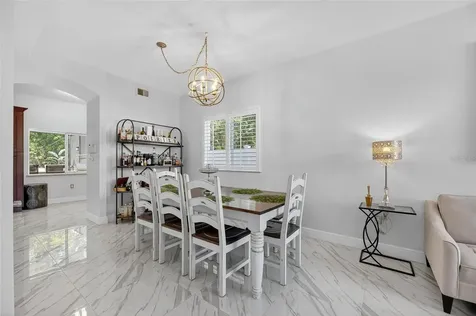 382 Rosalind Lane Oldsmar FL 34677