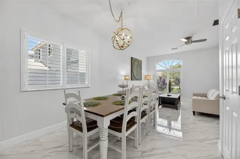 382 Rosalind Lane Oldsmar FL 34677