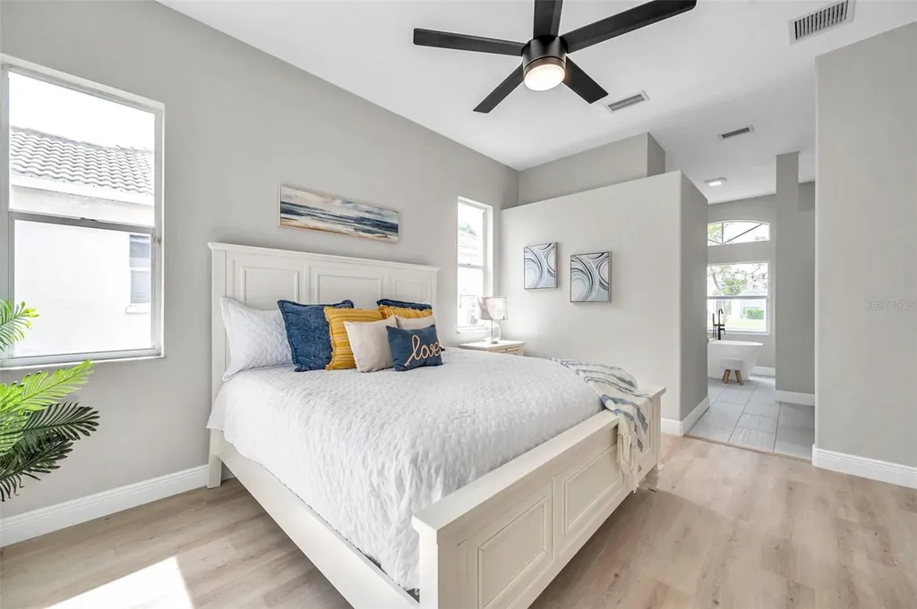 3720 72nd Avenue Circle E Sarasota FL 34243