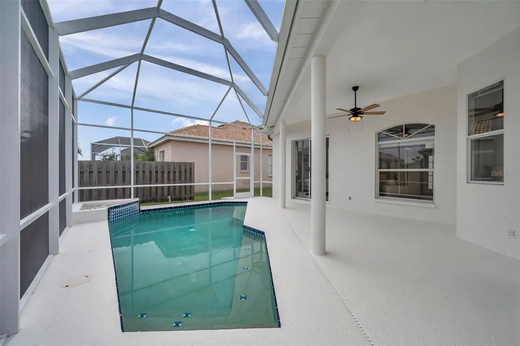 3720 72nd Avenue Circle E Sarasota FL 34243