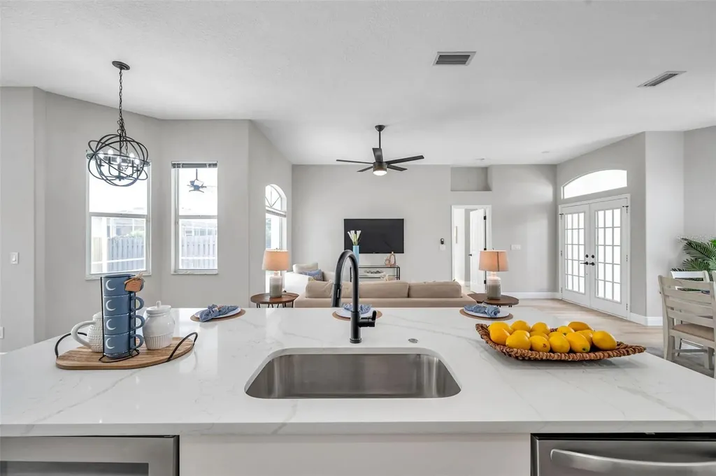 3720 72nd Avenue Circle E Sarasota FL 34243