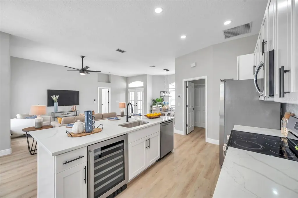 3720 72nd Avenue Circle E Sarasota FL 34243