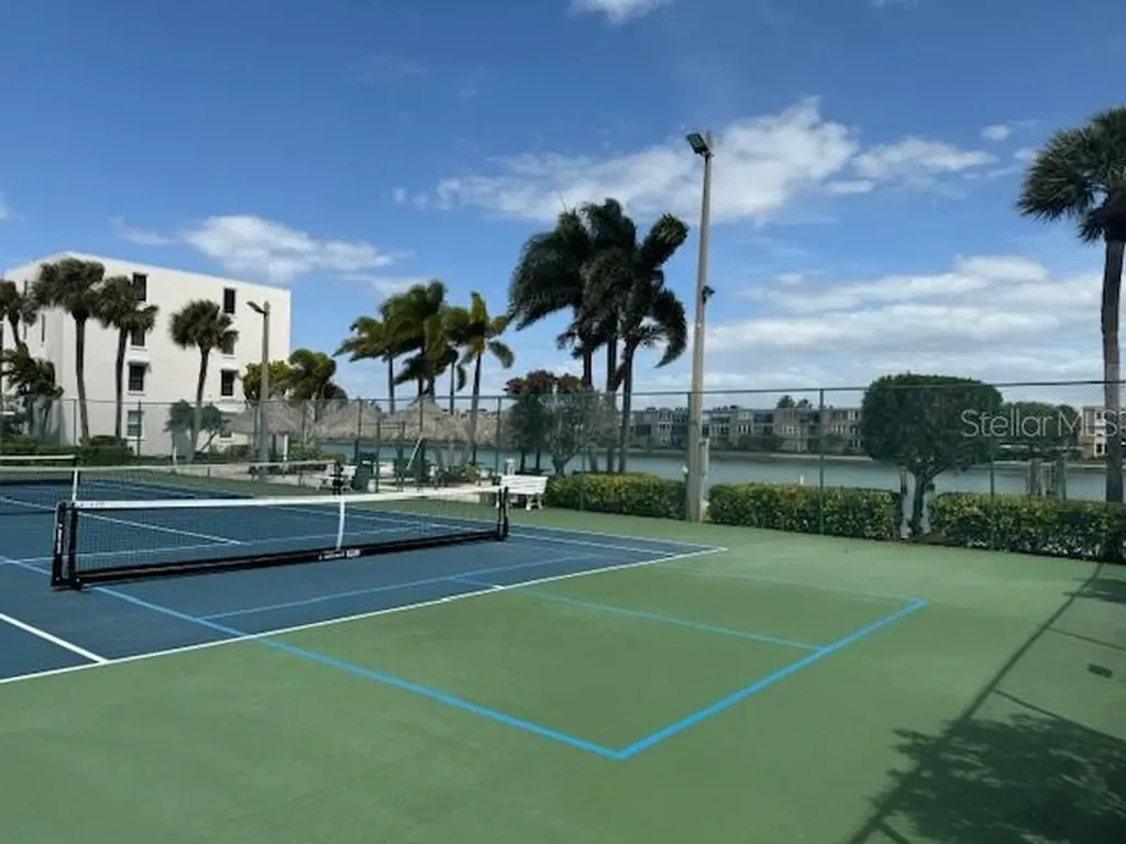 7400 Sun Island Drive S South Pasadena FL 33707