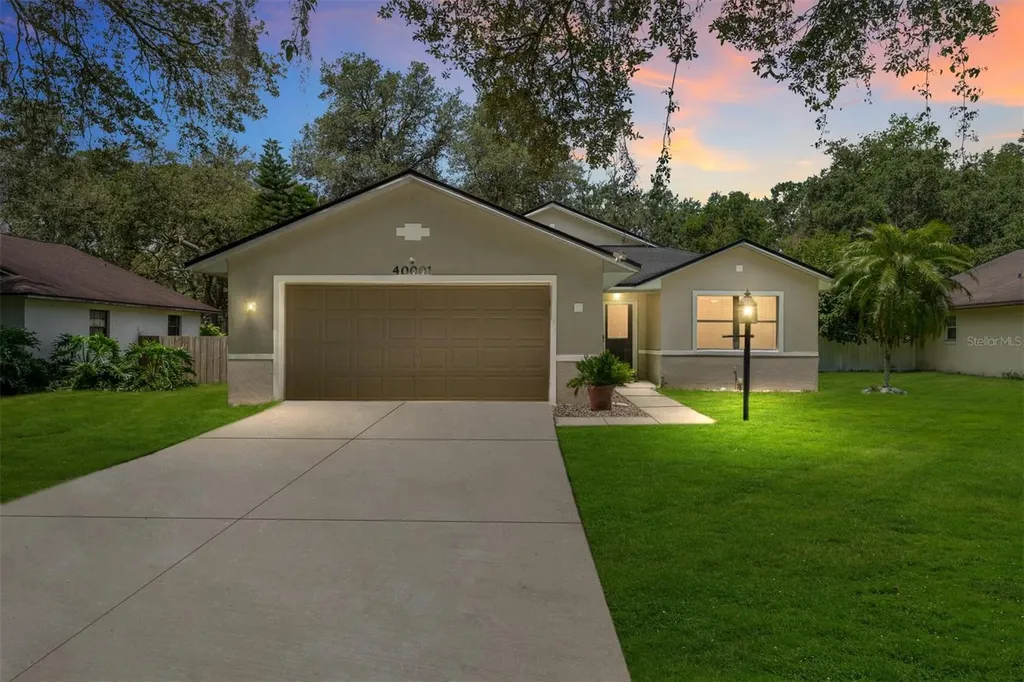 40001 Parkinsonia Street Lady Lake FL 32159