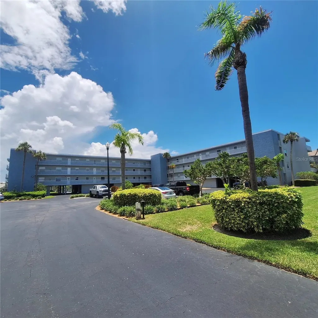 719 Pinellas Bayway S Tierra Verde FL 33715