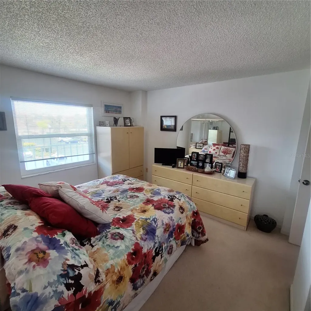 719 Pinellas Bayway S Tierra Verde FL 33715