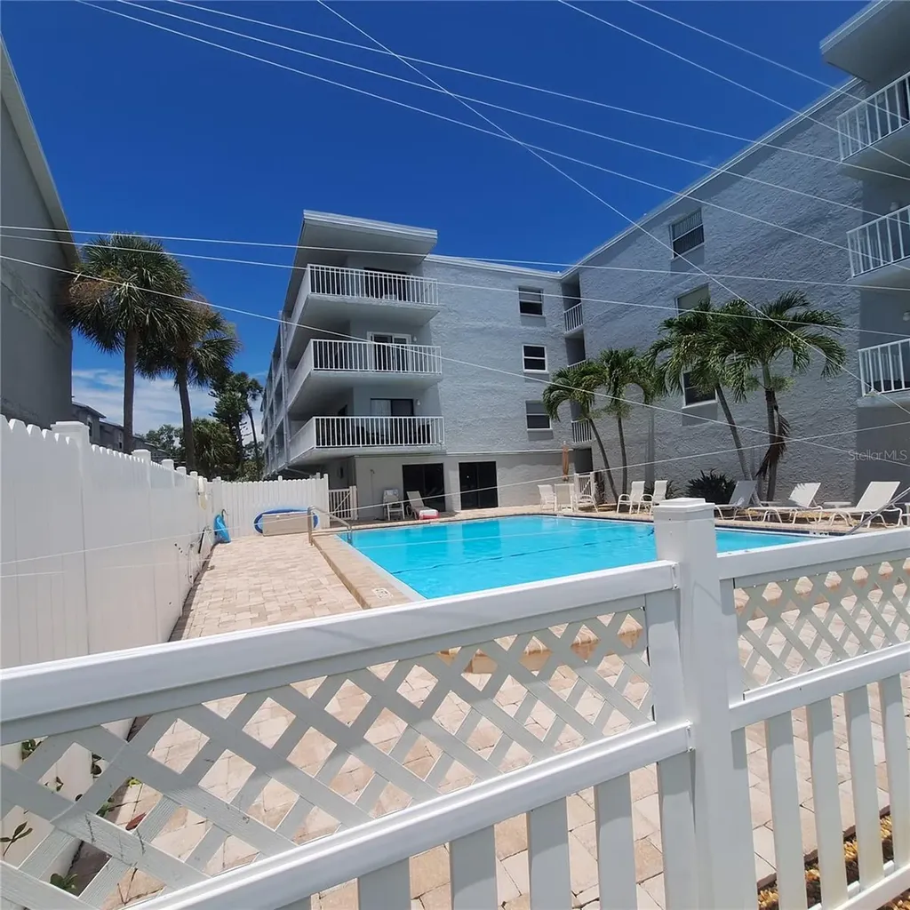 719 Pinellas Bayway S Tierra Verde FL 33715