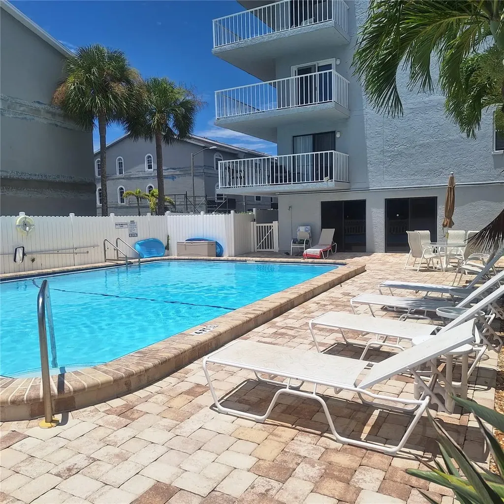 719 Pinellas Bayway S Tierra Verde FL 33715