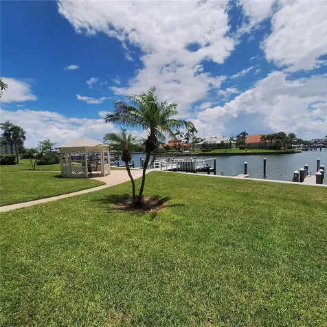 719 Pinellas Bayway S Tierra Verde FL 33715
