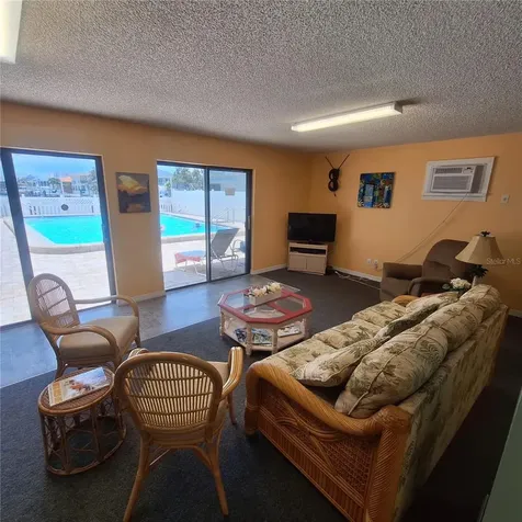 719 Pinellas Bayway S Tierra Verde FL 33715