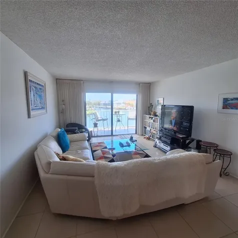 719 Pinellas Bayway S Tierra Verde FL 33715