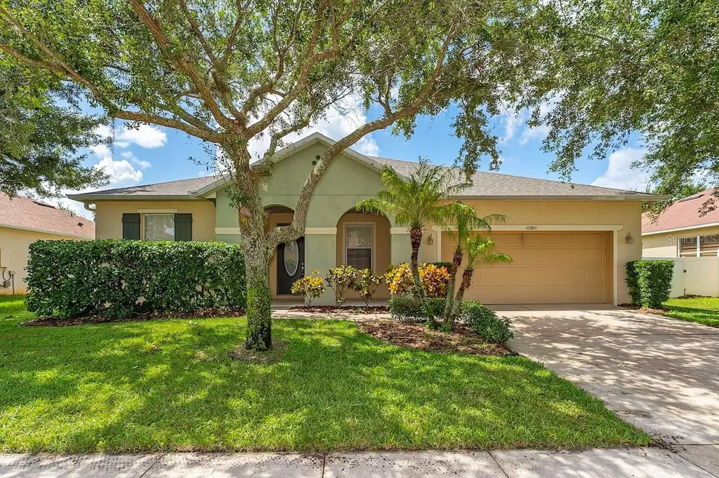 10360 Stratford Pointe Avenue Orlando FL 32832