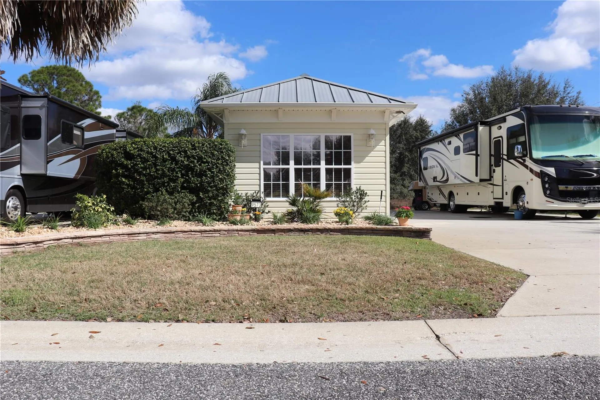 9573 SE 49th Terrace Webster FL 33597