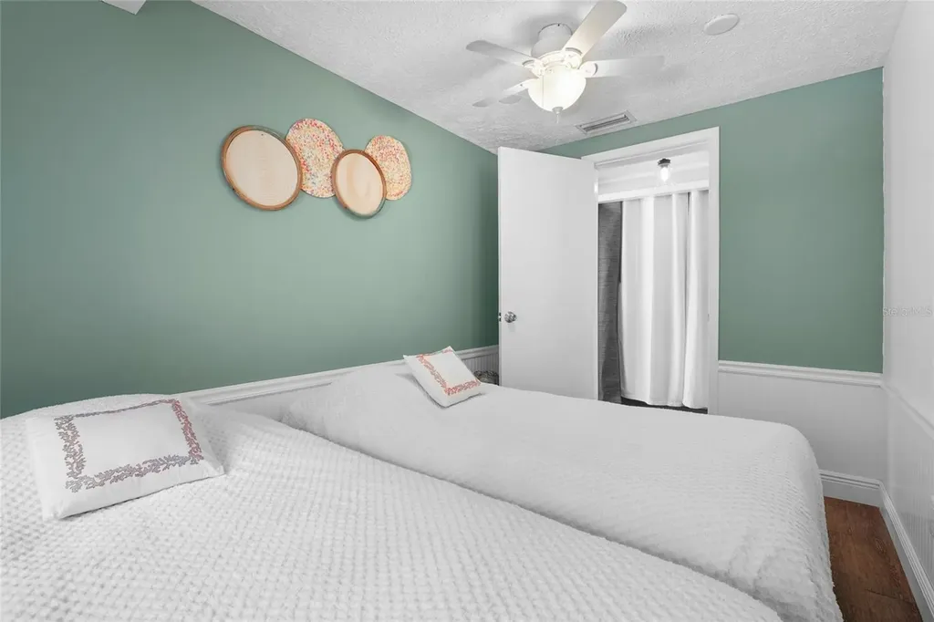 2705 2nd Avenue W Bradenton FL 34205
