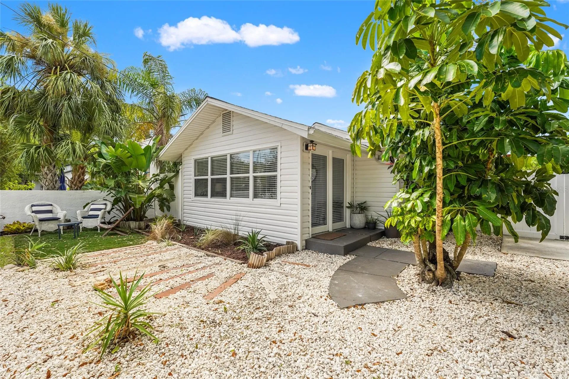 2705 2nd Avenue W Bradenton FL 34205